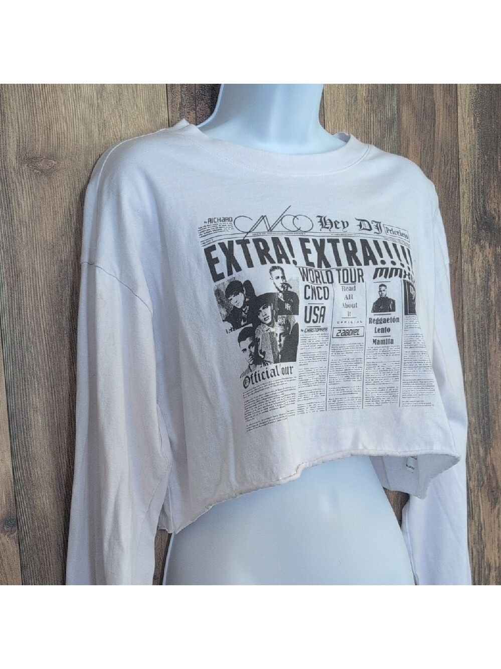 Forever 21 White Long Sleeve Crop Top M                        D356